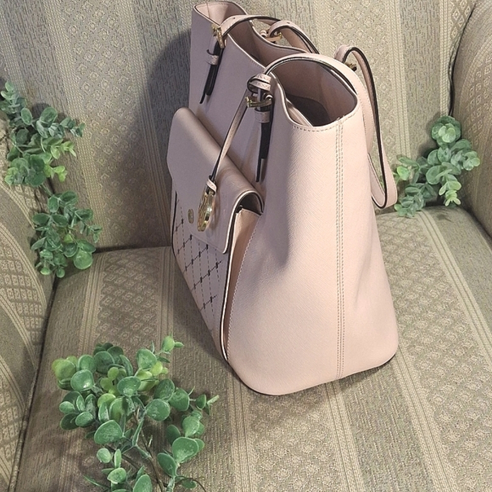 Michael Kors Jet Set Carry All Tote With Laser Cutout - Picture 5 of 16
